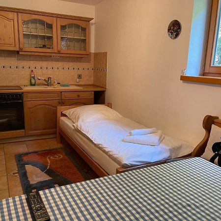 94 - Private Rooms Eichenau Eksteriør billede