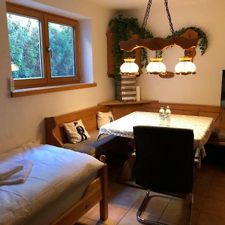 94 - Private Rooms Eichenau Eksteriør billede